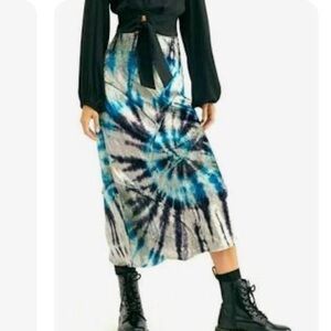 FREE PEOPLE SERIOUS SWAGGER VELVET TIE DYE TEAL Silver maxi mermaid SKIRT Sz S